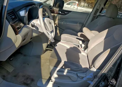 2013 Nissan Quest S z USA, uszkodzony, nr VIN JN8AE2KP7D9070497